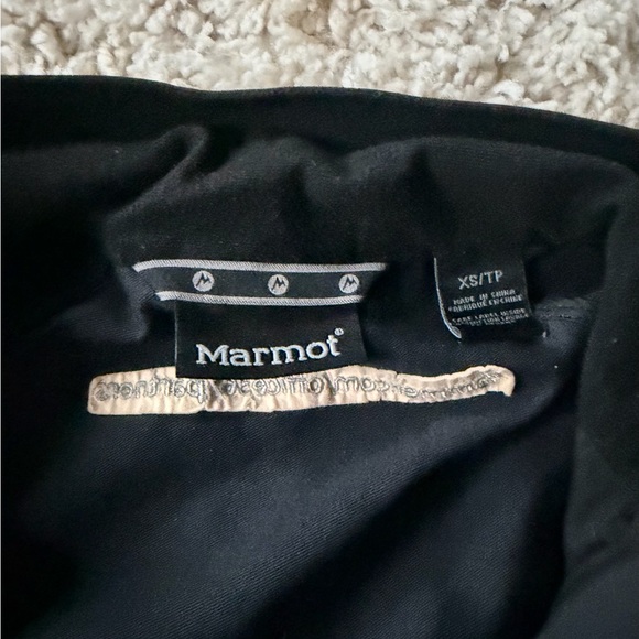 Marmot Midnight Black softshell, athletic sporty, durable windbreaker Jacket